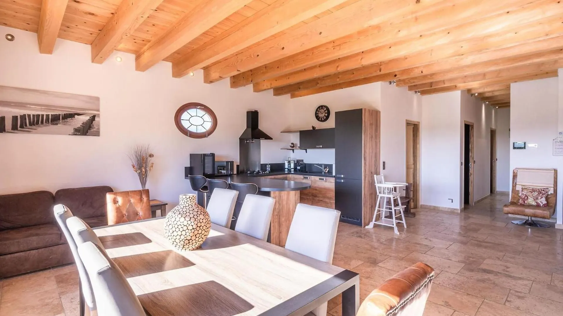 Holiday home Vacation Rental With Pool And Jacuzzi, Close To Arles - Sleeps 10
