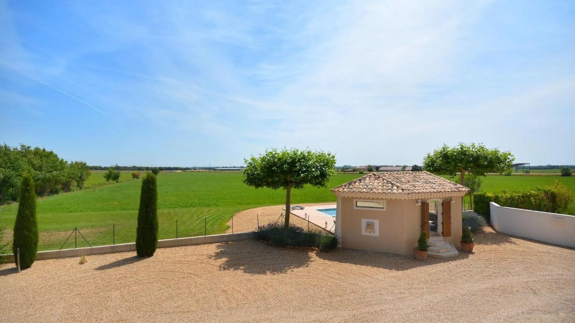 Vacation Rental With Pool And Jacuzzi, Close To Arles - Sleeps 10 0*,  France
