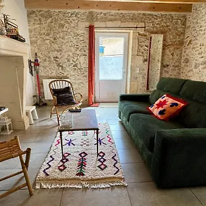 Casa vacanze Fait Sa Révolution, Arles